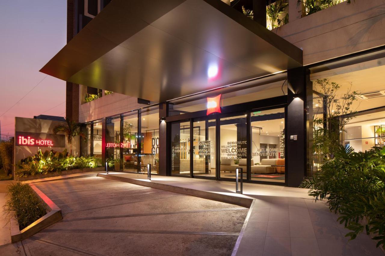 Hotel Ibis Santa Cruz De La Sierra Exterior foto