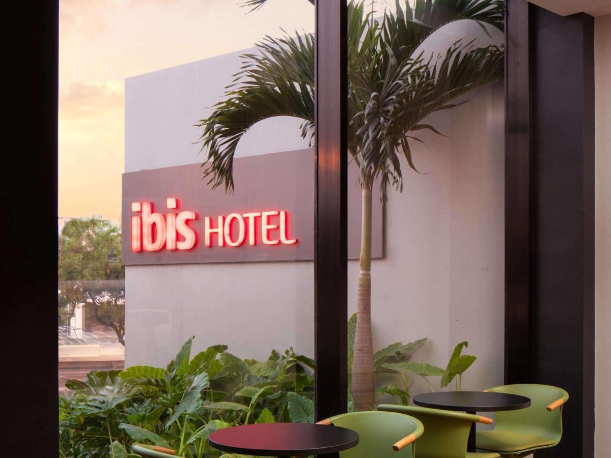 Hotel Ibis Santa Cruz De La Sierra Exterior foto